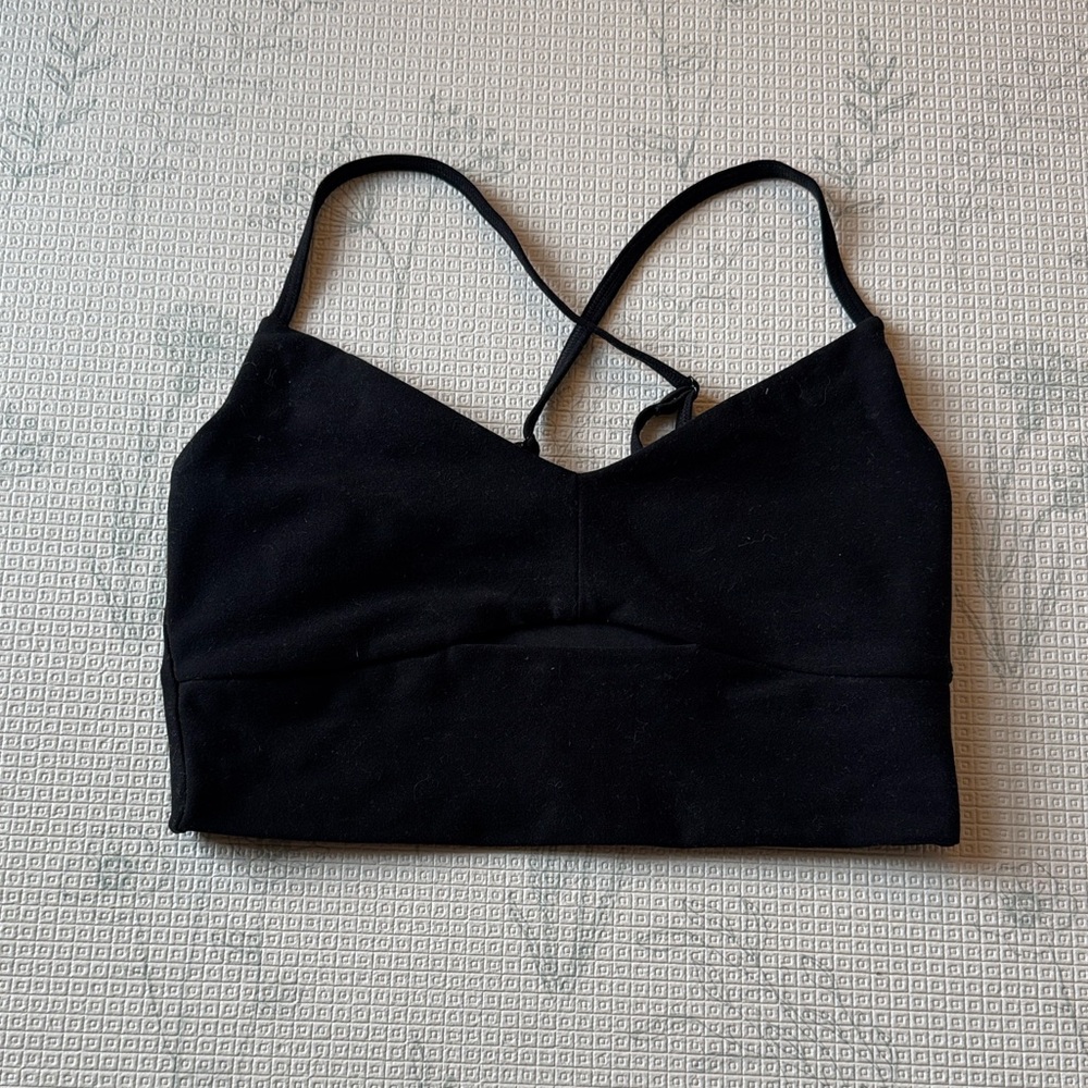 Black Cutout Bralette Crop Top - Women - Picture 3 of 3